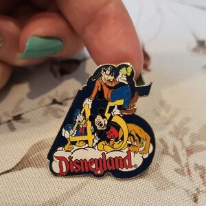 Disneyland 45th Anniversary Character Pin - Navy, Yellow, Red